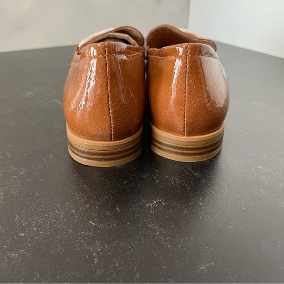 Naturalizer Mariana Chain Link Loafers Women’s Tan Patent Sz 7 - Picture 7 of 9